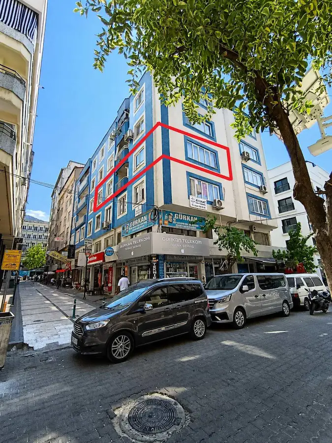 BEYAZFİL KARŞISI – SEVGİ YOLU’NDA 110 M² NET ARA KAT DAİRE