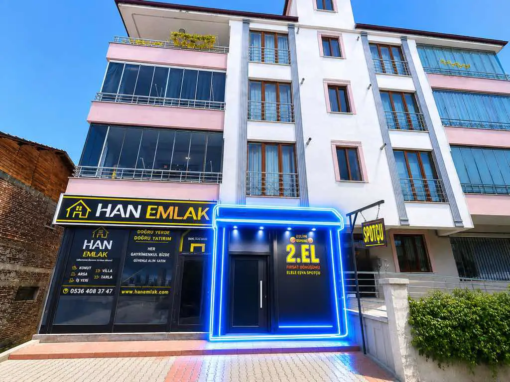 ŞEYH BAYRAM'DA DÜZ AYAK 20 M² VEBODRUM 130 M² CADDEYE YAKIN DEPO