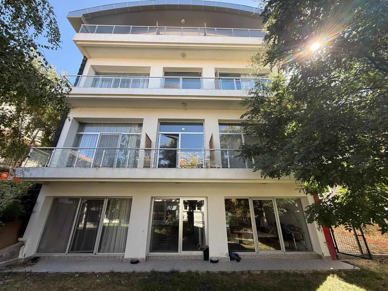 Property image 8