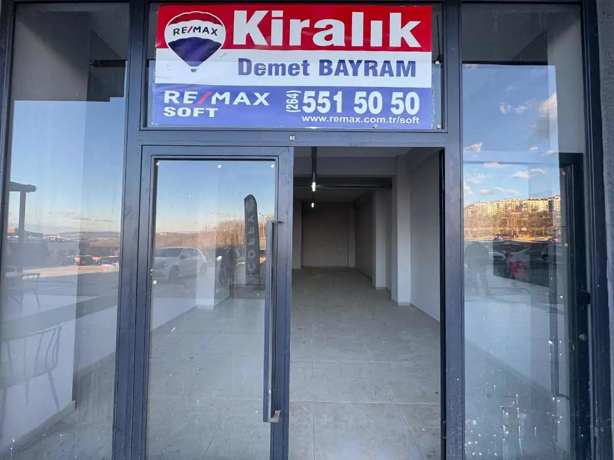 REMAX SOFT'TAN KORUCUK EAH ÖNÜ KİRALIK DÜKKAN