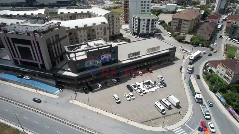 BYOFFICE’TA METRO VE ATLAS AVM YANI, TEM CEPHELİ 380 M² PLAZA KATI