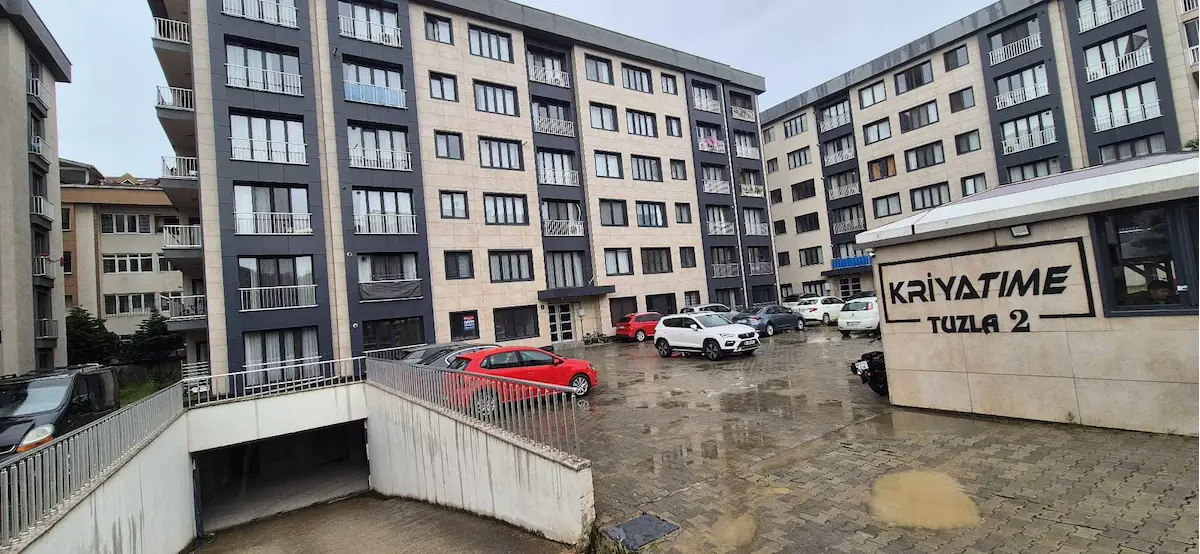 TUZLA EVLIYA ÇELEBİ'DE  KRİYE TİME2 SİTESİN'DE SATILIK 3+1 BAHÇE KATI