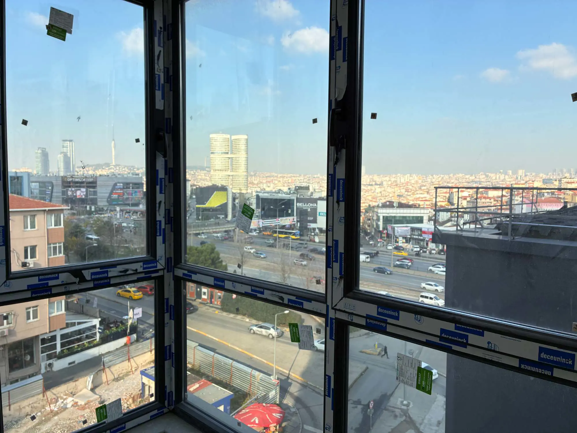 Sahrayıcedıt E5 Üzerınde Yenısahra Metro Yanında Harıka Konumda İskanlı Kıralık Ofıs Katı — fotoğraf 4