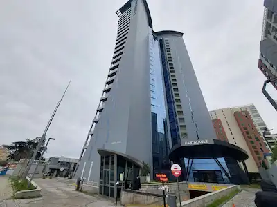 KARTAL KULE'DE FULL DENİZ MANZARALI KİRALIK OFİS