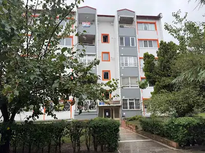  YAHYA KAPTAN ’ DA TRAMVAYA YAKIN | KOMPLE YENİLENMİŞ 2+1 YÜKSEK GİRİŞ DAİRE