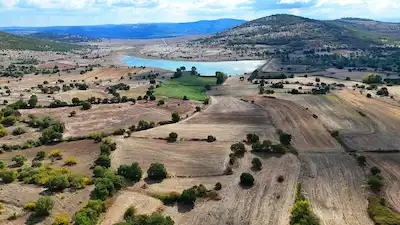 RE/MAX İNCİ'DEN BALYA NARLI MAH’DE SATILIK SULAMA BARAJI YAKINI TARLA