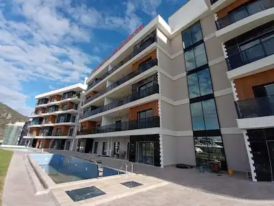 RÖNESANS RESIDENCE'DA SIFIR OTURMAYA HAZIR KIRALIK 2+1 DAIRE