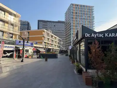 İSTWEST ÇARŞI KATINDA 350 M2 KİRALIK DÜKKAN