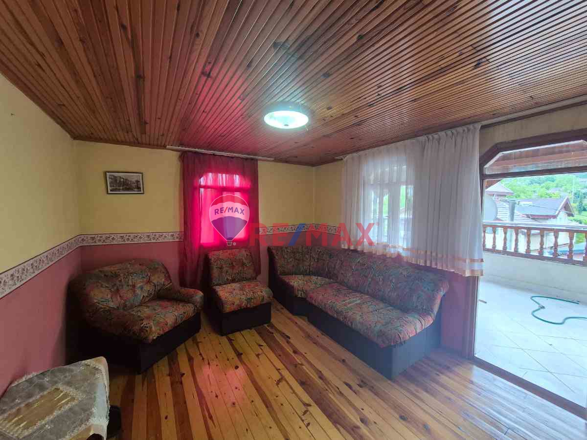 REMAX ÇARŞI'DAN MAŞUKİYE'DE 964 M2 İÇİNDE SATILIK İKİZ VİLLA