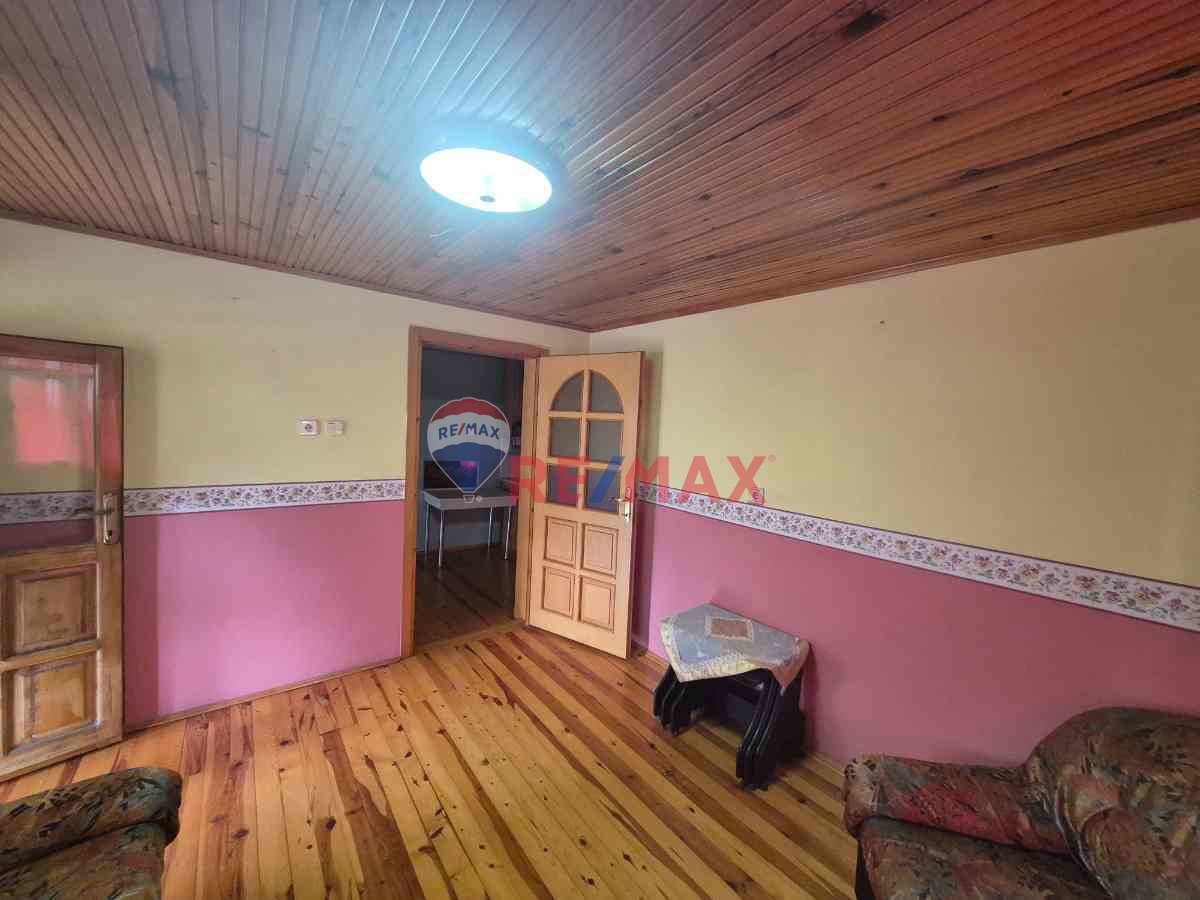 REMAX ÇARŞI'DAN MAŞUKİYE'DE 964 M2 İÇİNDE SATILIK İKİZ VİLLA