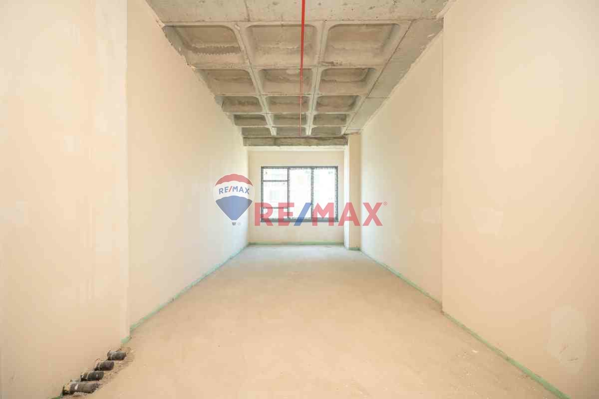 REMAX GELİŞİMDEN ELMAS KULEDE KİRALIK DÜKKAN 