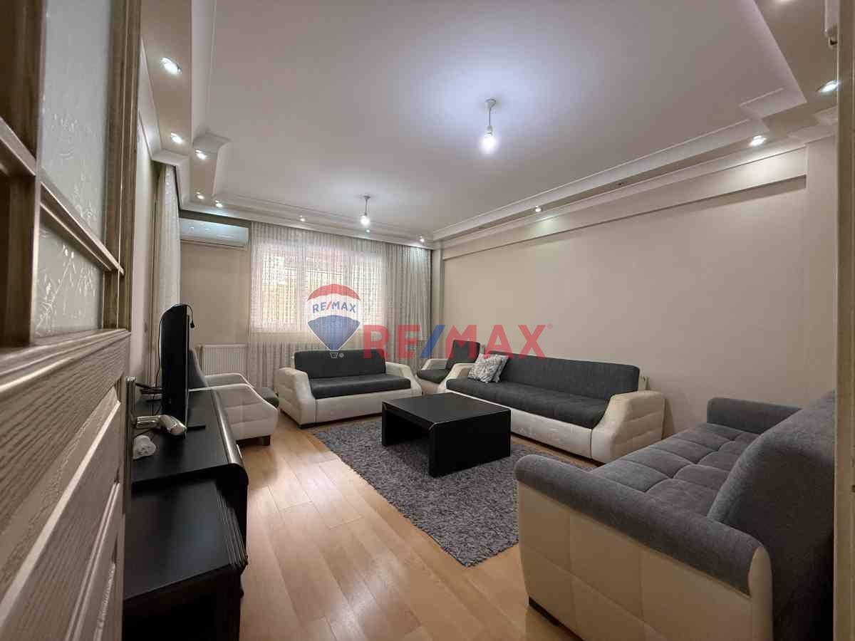 BUCA ÜÇKUYULAR MEYDAN 3+1 FUL EŞYALI DAIRE