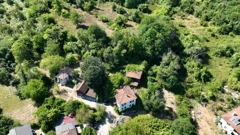 ŞILE , YENIKÖY , 2034M2 KONUT İMARLI ARSA İÇINDE SATILIK KÖY EVI