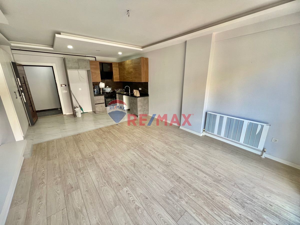 ÜSKÜDAR TUANA PRESTİJ EVLERİNDE BOŞ 2+1 SATILIK FIRSAT DAİRE