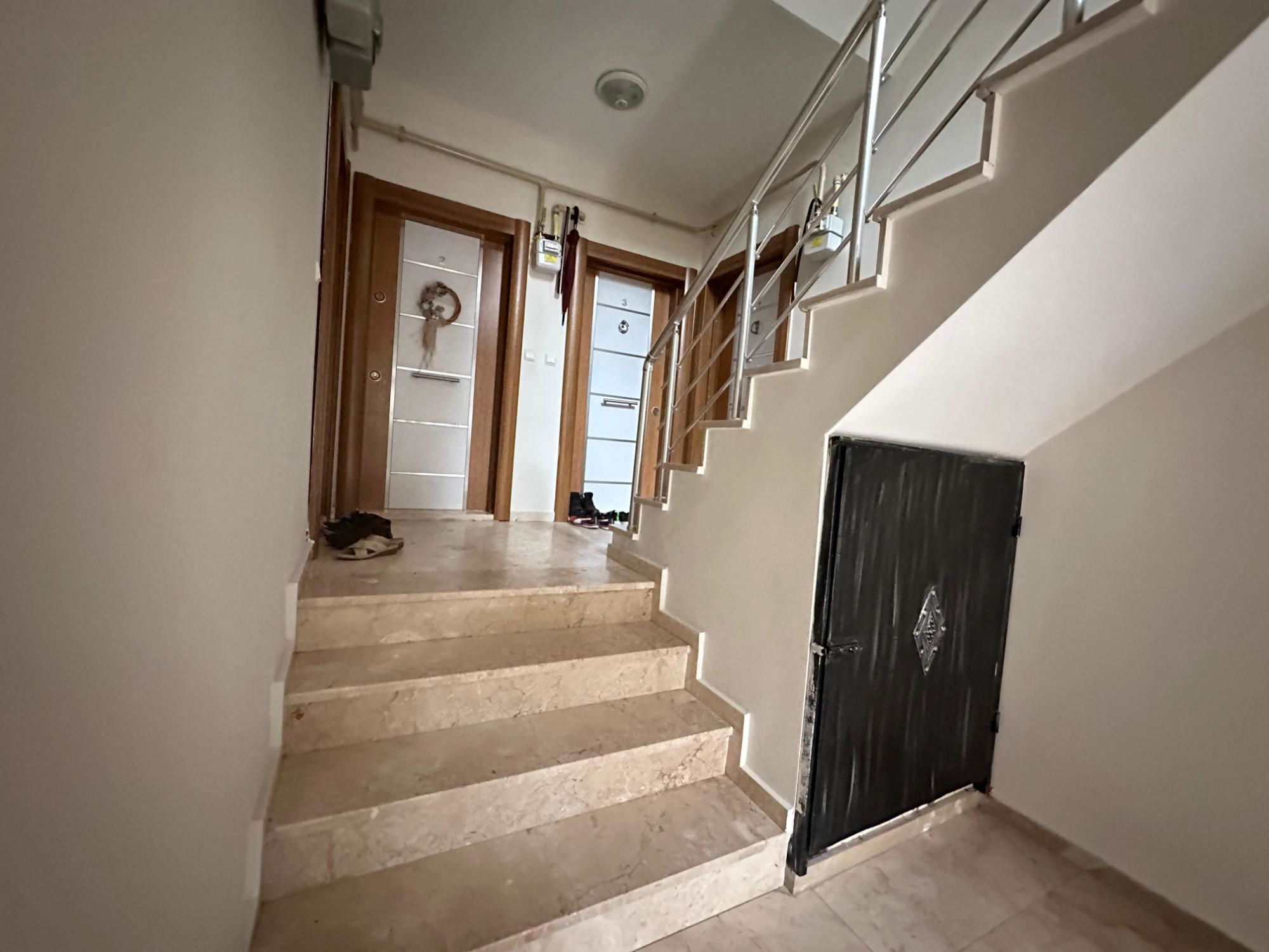 REMAXÇAKRA ÖMER ONAYCI'DAN TOPÇULAR'DA SITE İÇINDE BAHÇE DUBLEX