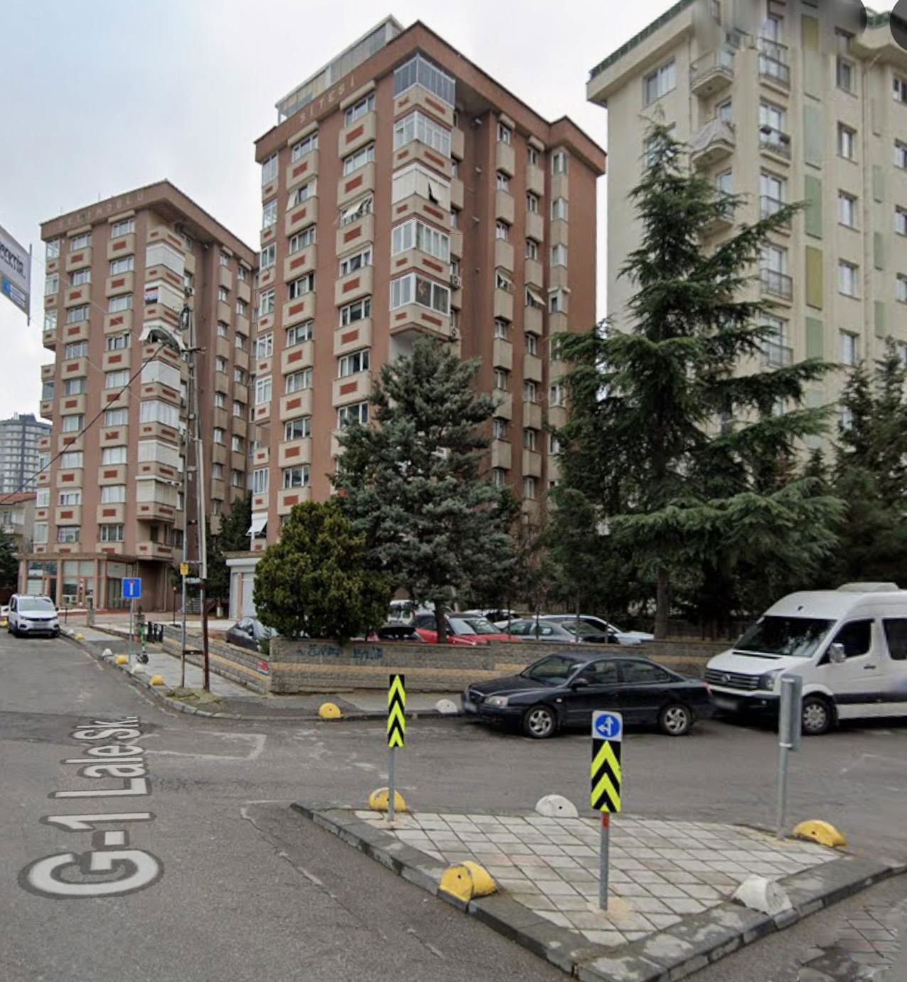 FIKIRTEPE ANADOLU YAKASI ULAŞIMIN  MERKEZİNDE YATIRIM FIRSATI ..