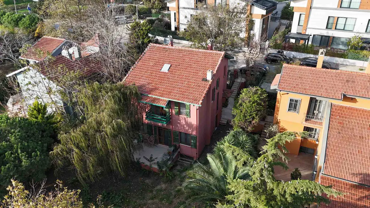 ZEKERİYAKÖY TEPE KONUMDA KAT MÜLKİYETLİ GARANTİ KOZA 4 TİPİ 6+1 MÜSTAKİL VİLLA