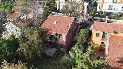 ZEKERİYAKÖY TEPE KONUMDA KAT MÜLKİYETLİ GARANTİ KOZA 4 TİPİ 6+1 MÜSTAKİL VİLLA