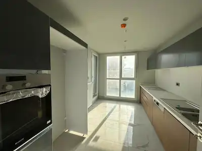 AVENUE'DE ŞEHIR-DENIZ MANZARALI,GIYINME ODALI 2+1 SATILIK DAIRE