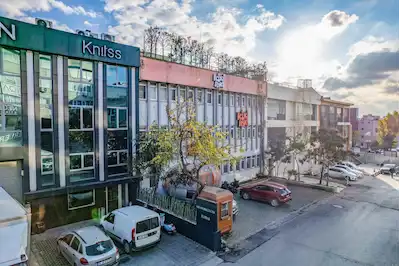 MERTER'DE 4.345 M² İSKANLI MÜSTAKİL TİCARİ BİNA