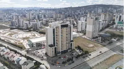 BAĞLICA OZAN TOWER'DA GENIŞ VE KULLANIŞLI 2+1 KİRALIK DAİRE