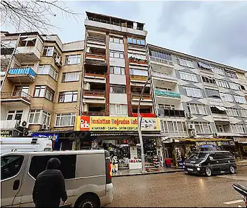 REMAX DREAM'DEN İZMİT MERKEZDE EŞYALI STÜDYO DAİRE
