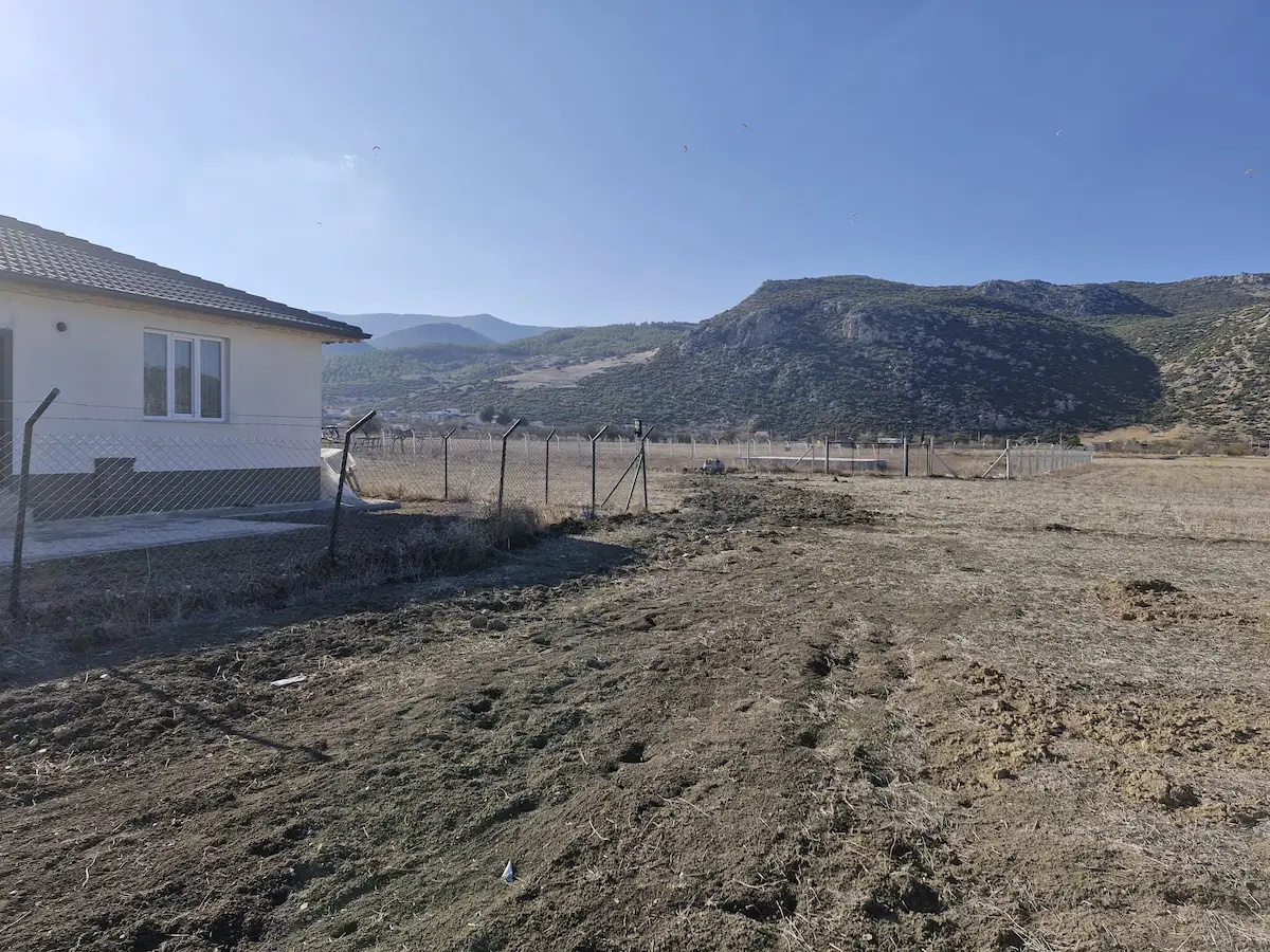 DÖŞEMEALTI BADEMAĞACI'NDA SATILIK MÜSTAKİL PARSEL