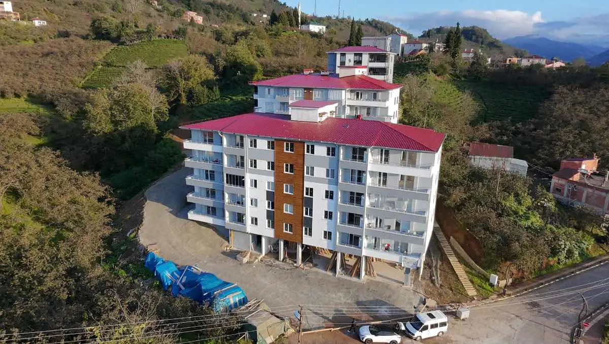 GÜCE MERKEZDE SIFIR 2+1 | YERDEN ISITMALI | DOĞU-GÜNEY CEPHE | BALKONLU