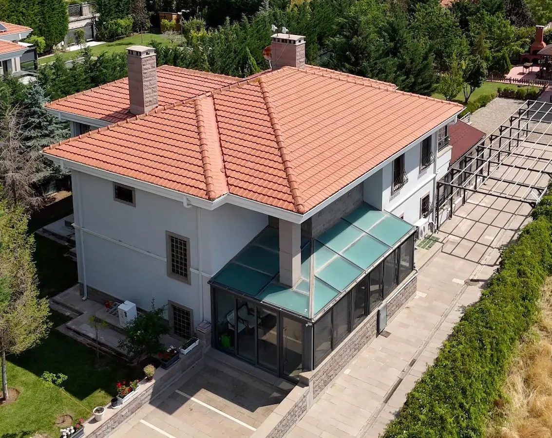 GÖLBAŞI KARŞIYAKA MAH. SATILIK 5+2&500M2 ÖZEL YAPIM MÜSTAKİL VİLLA, 1500M2 ARSALI, MERKEZİ LOKASYON