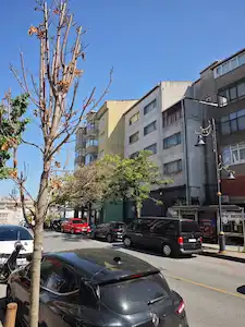GÜNCEL İLAN!! GİRNE CADDESİ ÜZERİ KOMPLE 1.250M2 BİNA