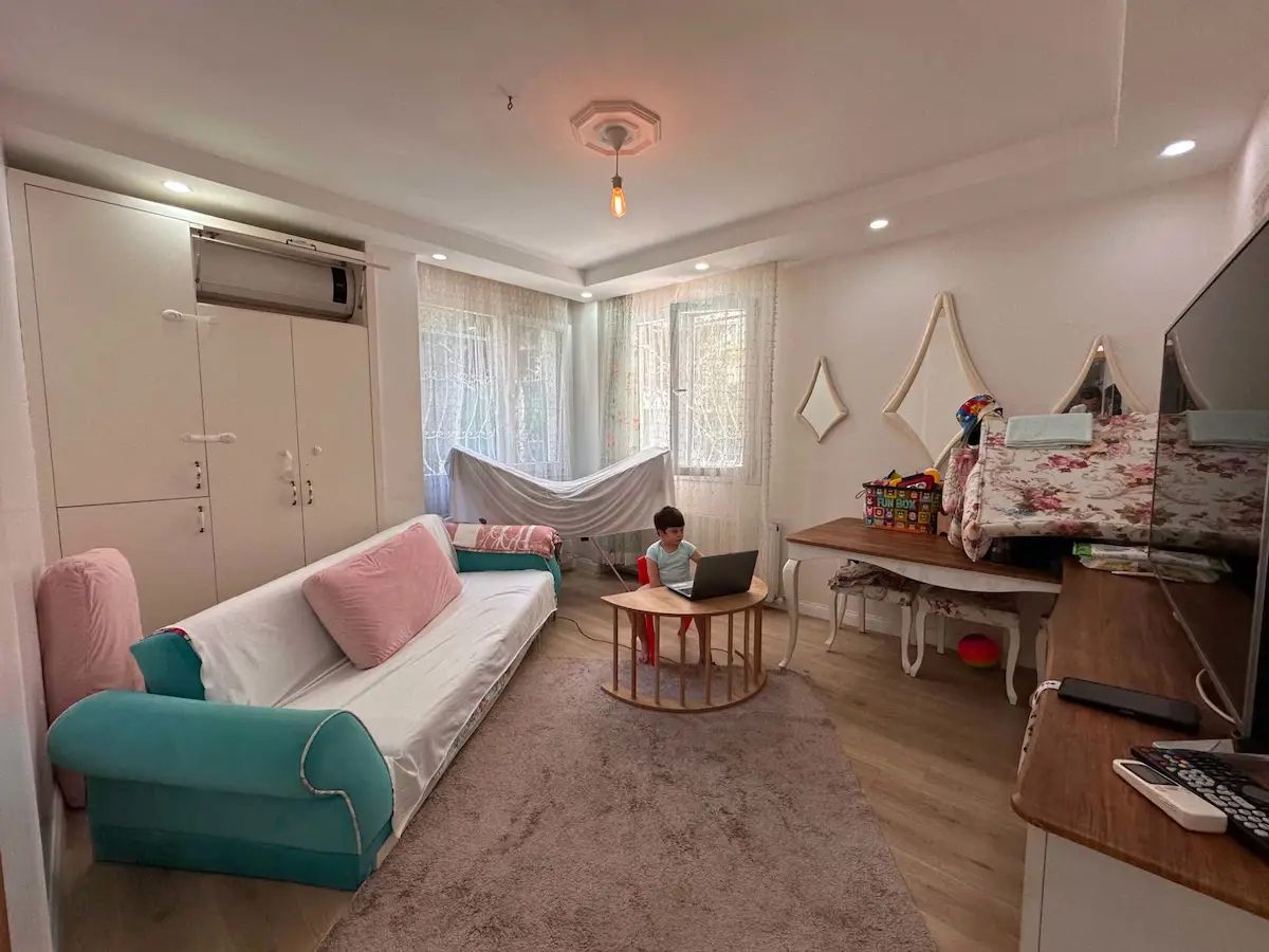 BÜYÜKÇEKMECE MERKEZ DİZDARİYE MAH BAHÇE KATI 2+1 SATILIK DAİRE 3