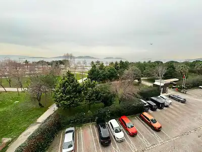 SİTE İÇİNDE EBEVEYN BANYOLU DENİZ MANZARALI SATILIK 3+1 DAİRE