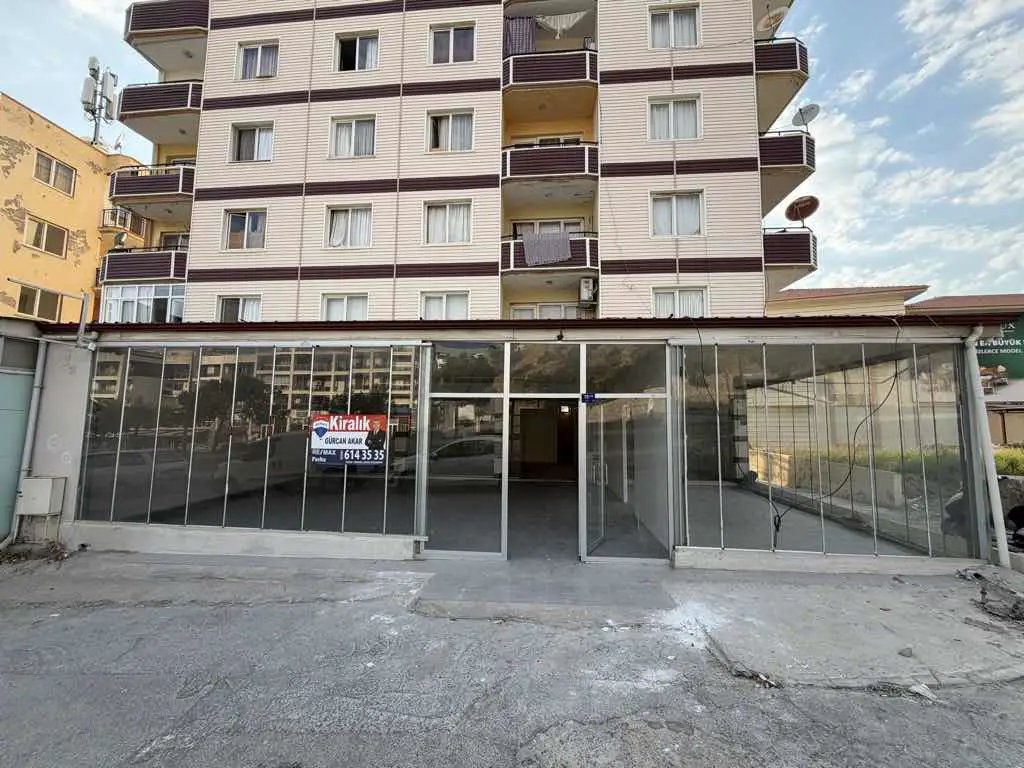 SÜLEYMAN DEMİREL BULVARI'NDA KÖŞE KONUM 350 M2 KİRALIK DÜKKAN