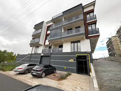KIZILCAŞARDA EŞYALI KİRALIK 1+1