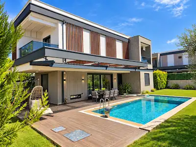 EVVA CRATOSTA 500M² ARSA İÇİNDE HAVUZLU 4+1 LÜKS MÜSTAKİL VİLLA