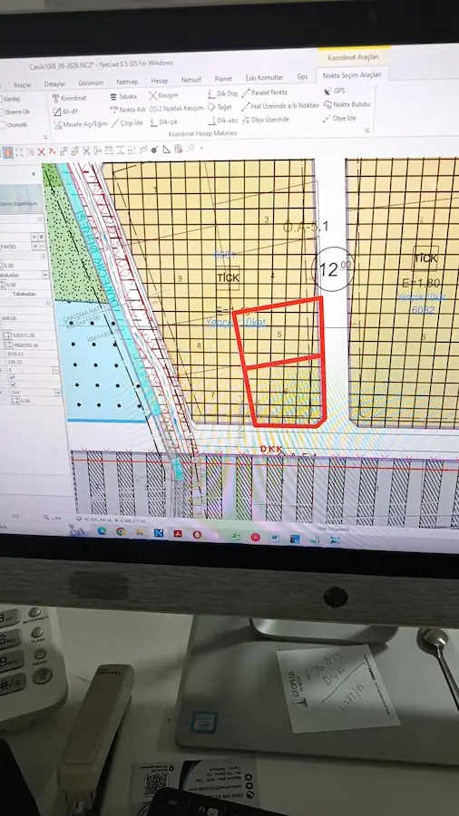 REMAX MUSTAFA'DAN CANIK DERELERDE ŞEHIR HASTANESI HİZASINDA ARSA