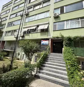 KISA DÖNEM KIRALIK FIRSATI! AKATLAR'DA İYI KONUMUNDA TEMIZ DAIRE