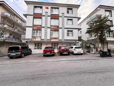 REMAXLEVEL'DAN ETLİK OSMANLI İŞ MERKEZİ YAKINI 2+1 KİRALIK DAİRE