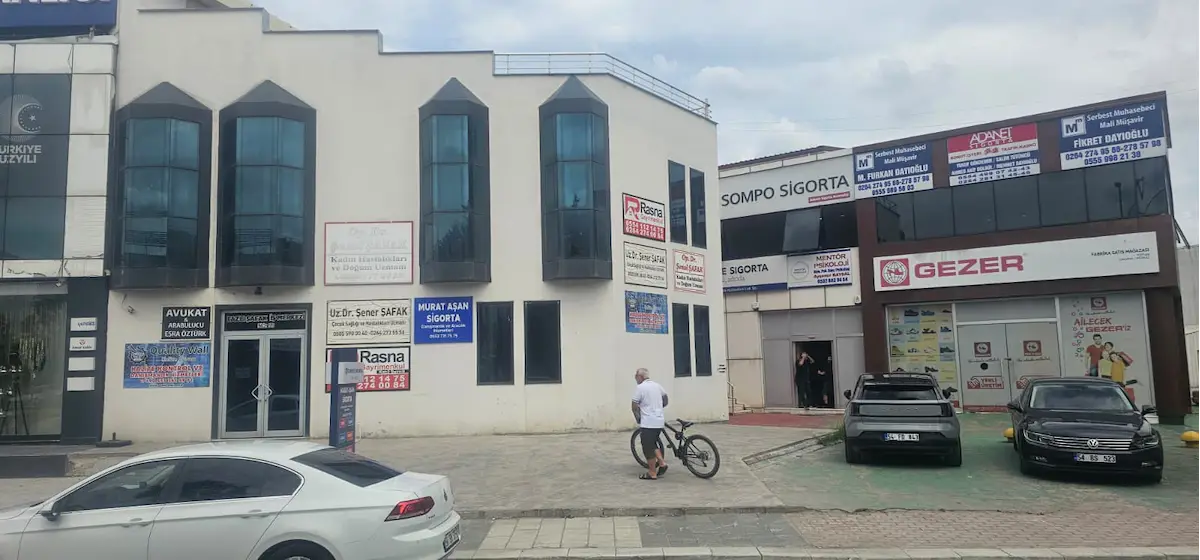 BOSNA CADDESİNDE PRESTİJLİ BİR KONUMDA KİRALIK OFİS