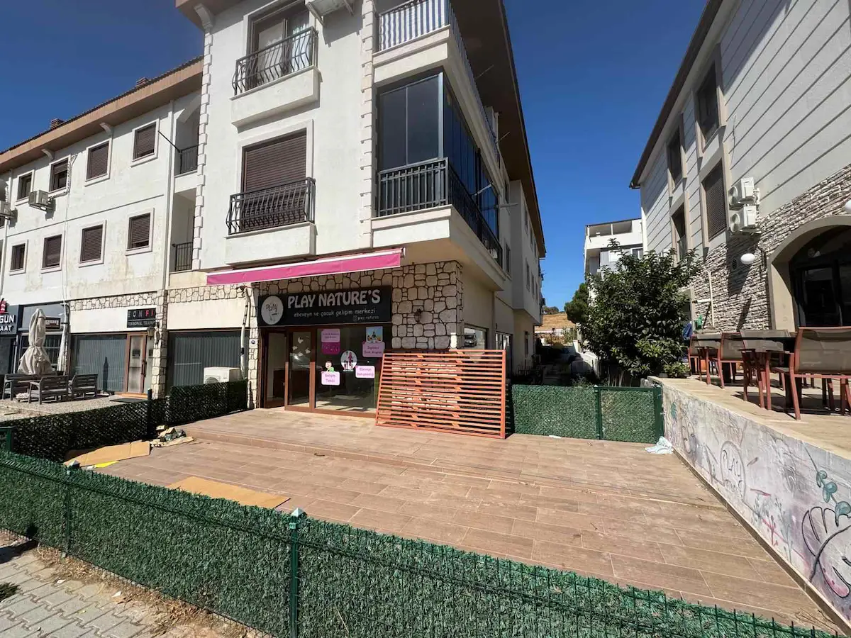 YELKI'DE KÖŞE KONUMDA 100 M2 KIRALIK DÜKKAN