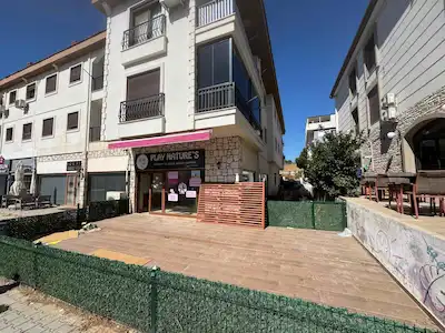 YELKI'DE KÖŞE KONUMDA 100 M2 KIRALIK DÜKKAN