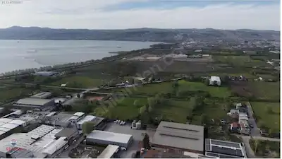 REMAX MYRA'DAN KULLARDA STRATEJİK KONUMDA 2.311 M² TİCARİ ARSA