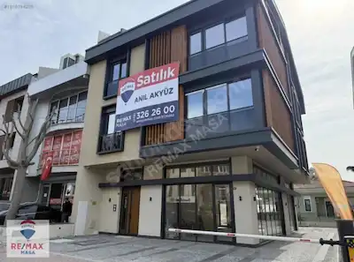 REMAXMASA KOŞUYOLU CD ÜZERİNDE 735M2 SIFIR MÜSTAKİL PLAZA