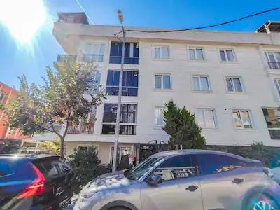 REMAX GELİŞİMDEN KAVAKLI MAHALLESİNDE 2+1 BAHÇE KATI DAİRE