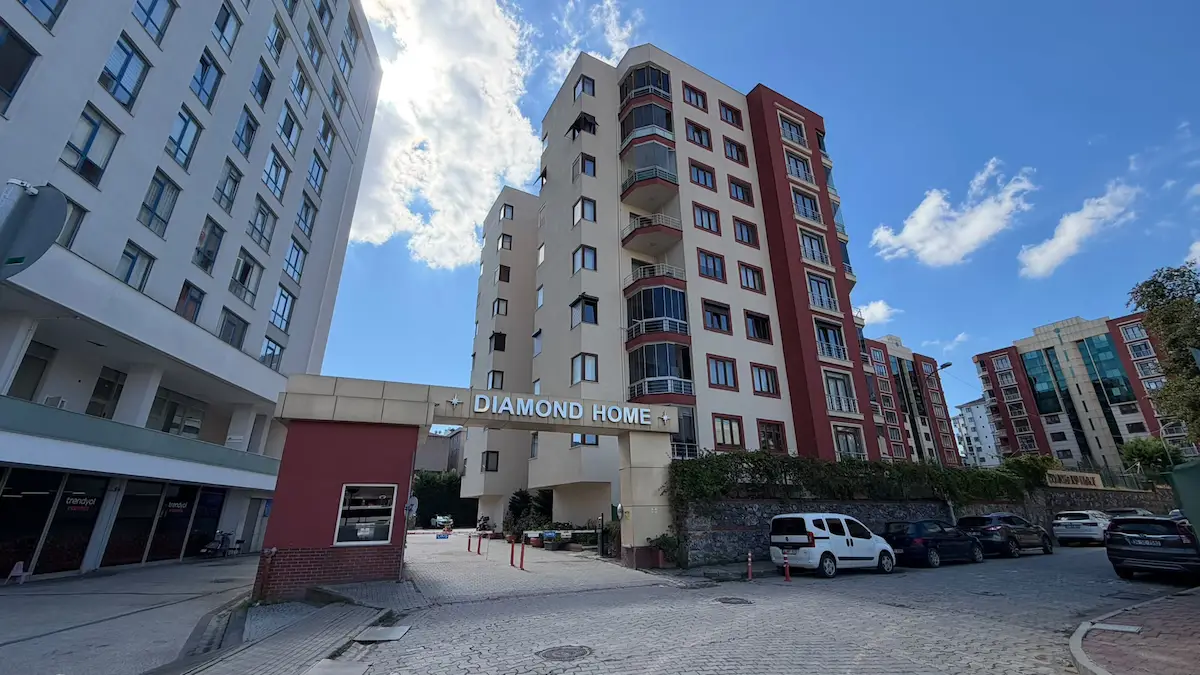ÇEKMEKÖY’DE 155 M² NET 3+1 | 2 BANYO | BALKONLU | KREDİYE UYGUN