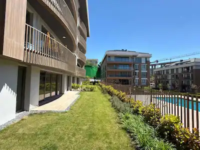 MARİTZA VADİ KONAKLARI’NDA ÖNÜ AÇIK, YÜKSEK ŞEREFİYELİ 4+1 BAHÇE KATI