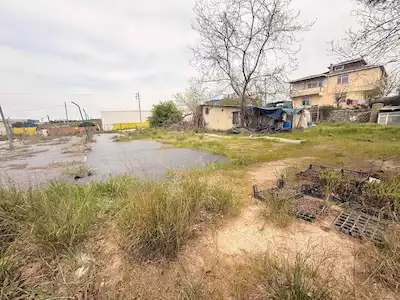 KOCAELİ ÇAYIROVA ŞEKERPINARDA TICARI IMARLI ARSA