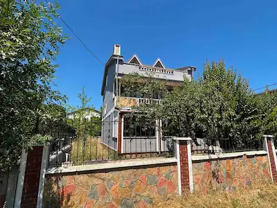 RE/MAX KIYI'DAN 320 M2 İÇİNDE AQUAPARK ARKASINDA MÜSTAKİL VİLLA
