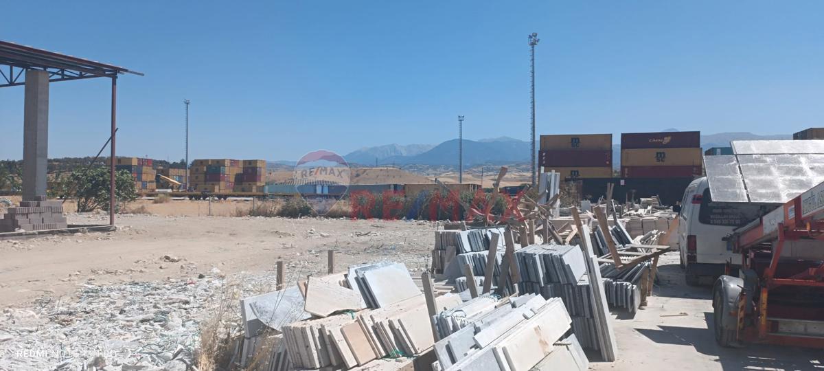 Remax Model Denizli'den Sarayköy'de Satılık Sanayi Parselleri