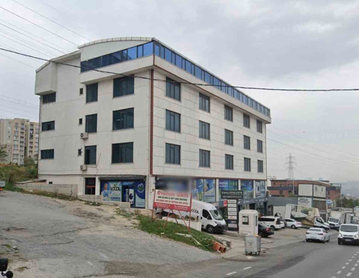 KOMPLE 3 KAT KİRALIK 2 BİN M2 KAPALI YÜK ASANSÖRLÜ